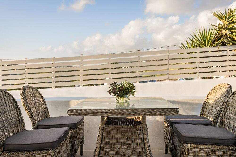 Photo of Outdoor in Aliki