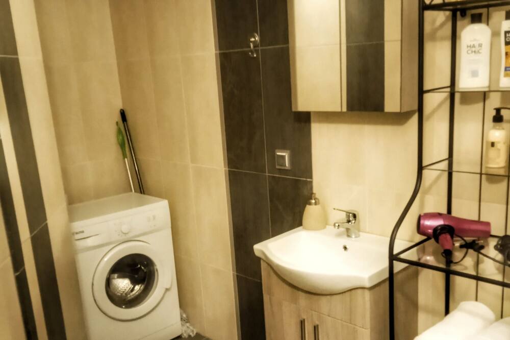 Photo of Bathroom in Kastoria