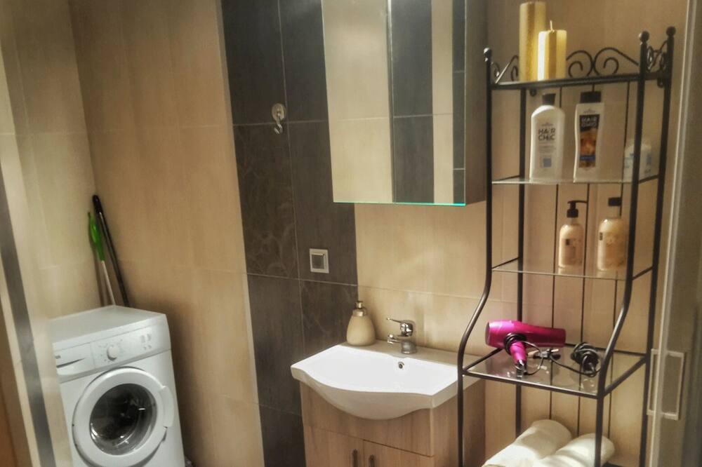 Photo of Bathroom in Kastoria