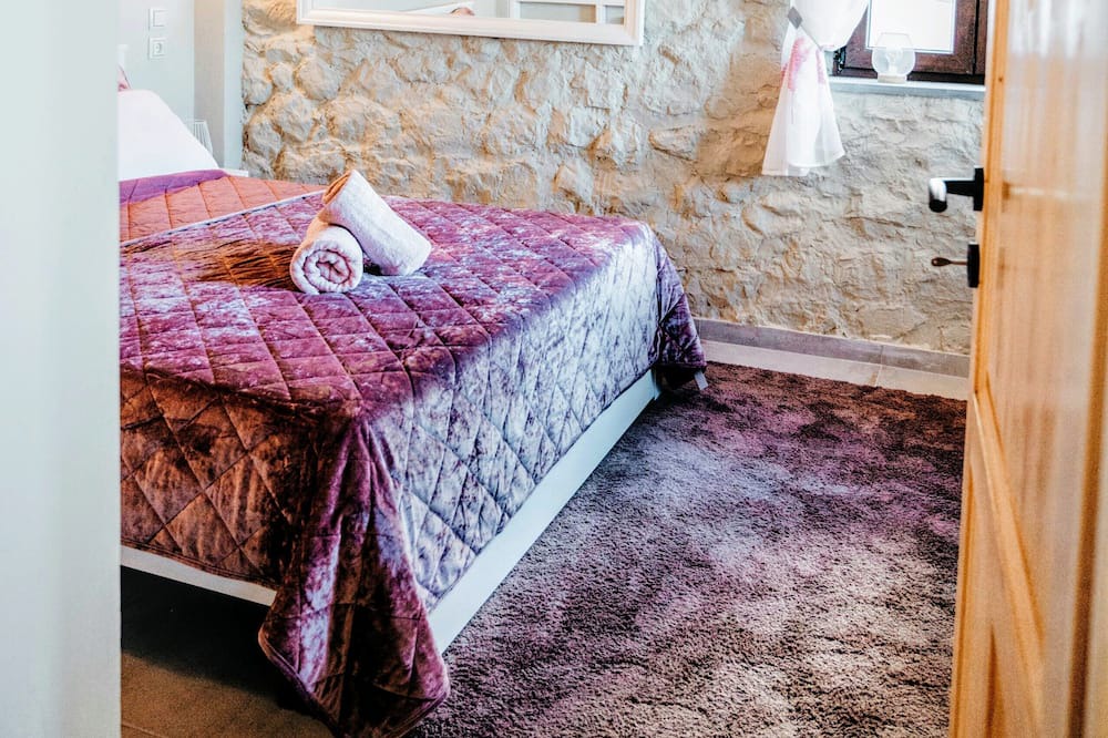 Photo of Bedroom in Mavromati