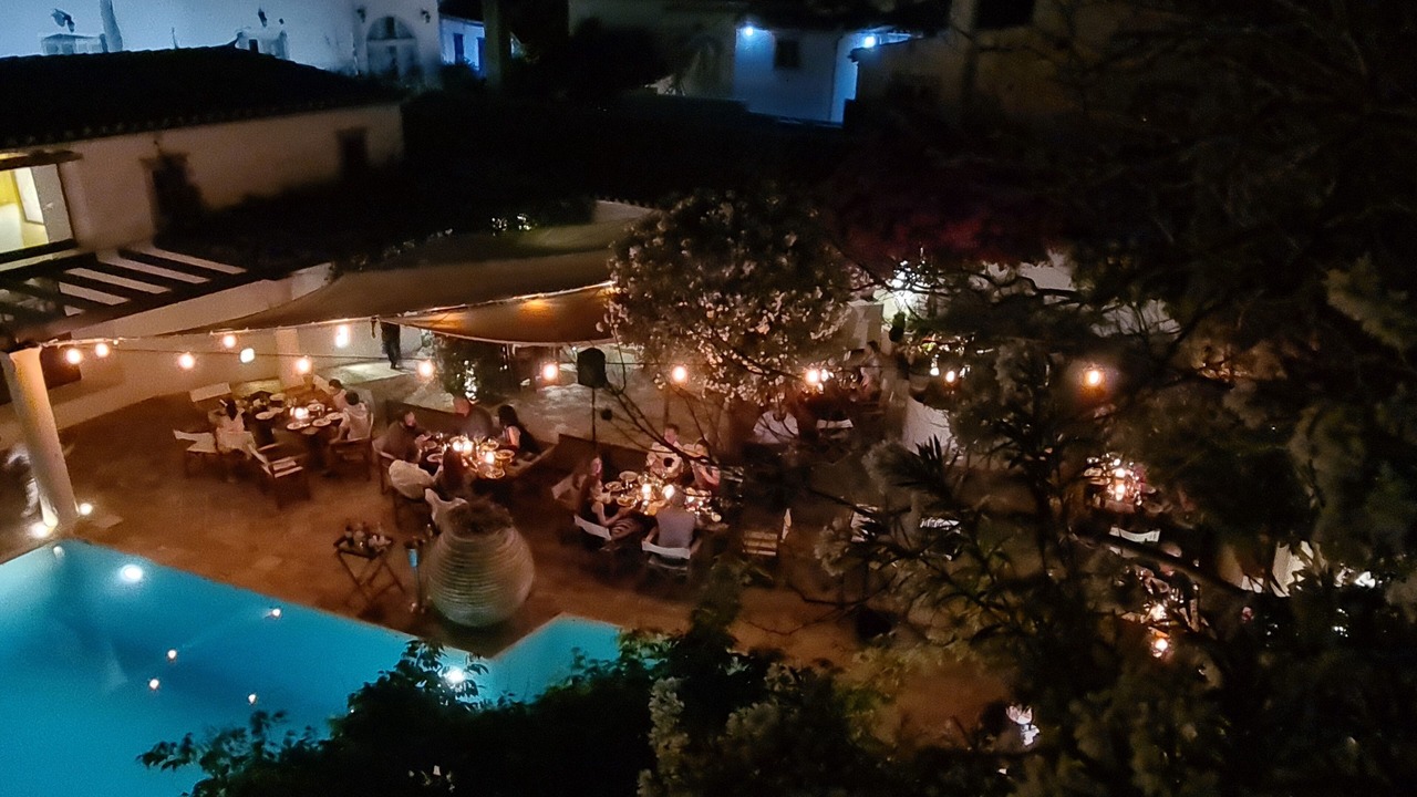 Photo of Others in Hydra