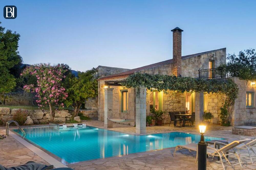 Photo of Outdoor in Filippos