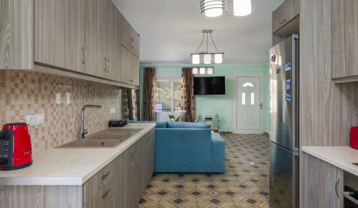 Photo of Kitchen in Kardhakata
