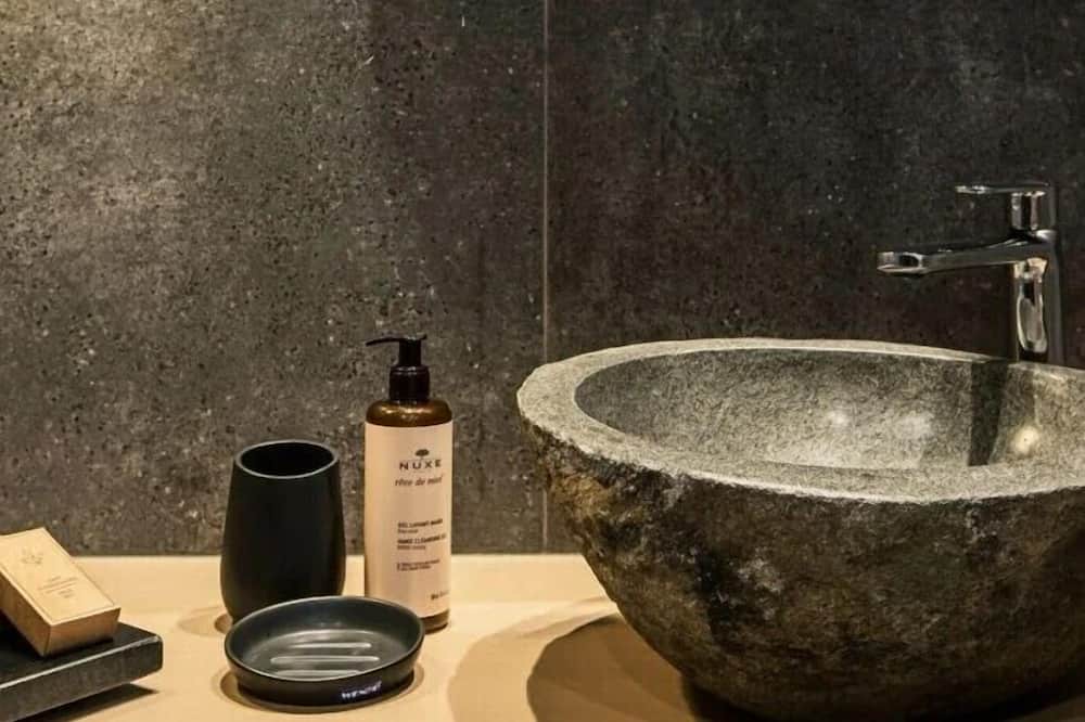 Photo of Bathroom in Mouresi