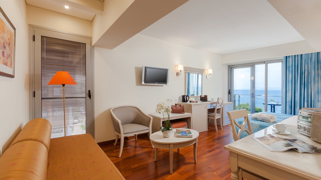 Photo of Bedroom in Alimos