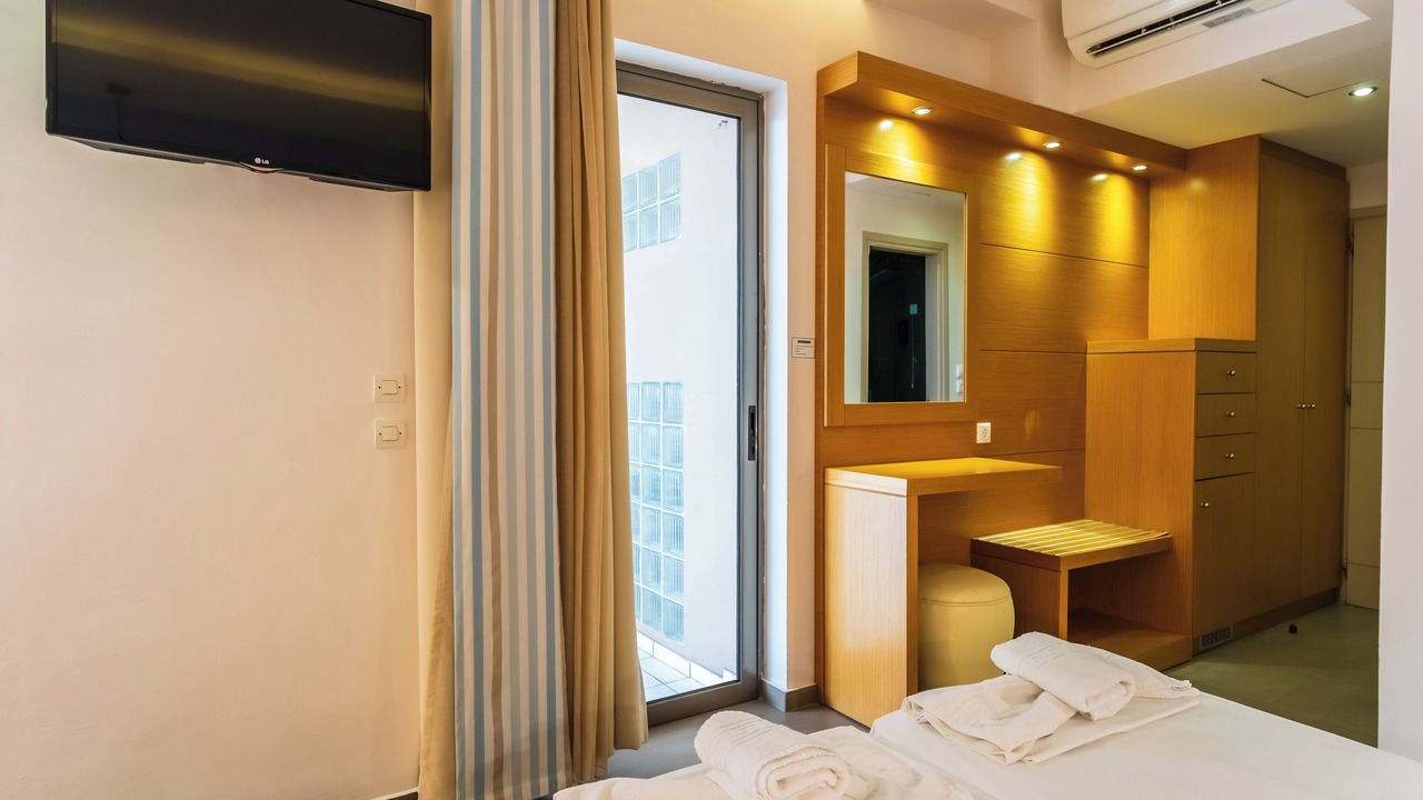 Photo of Bedroom in Violi Charaki