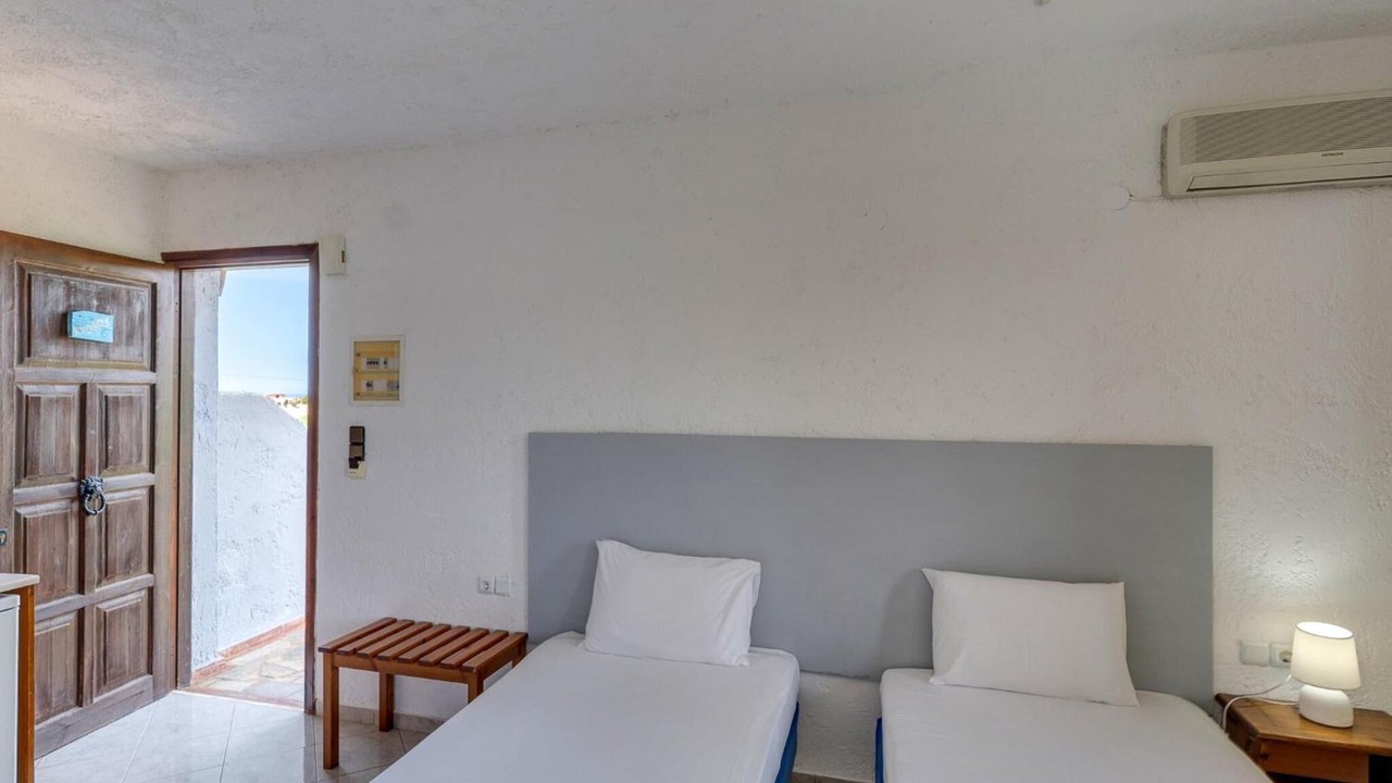 Photo of Bedroom in Kato Gouves