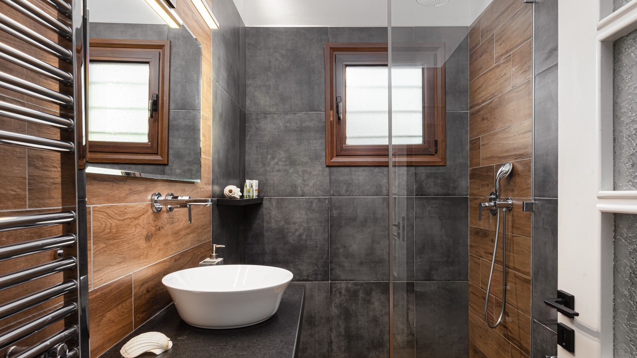 Photo of Bathroom in Kini