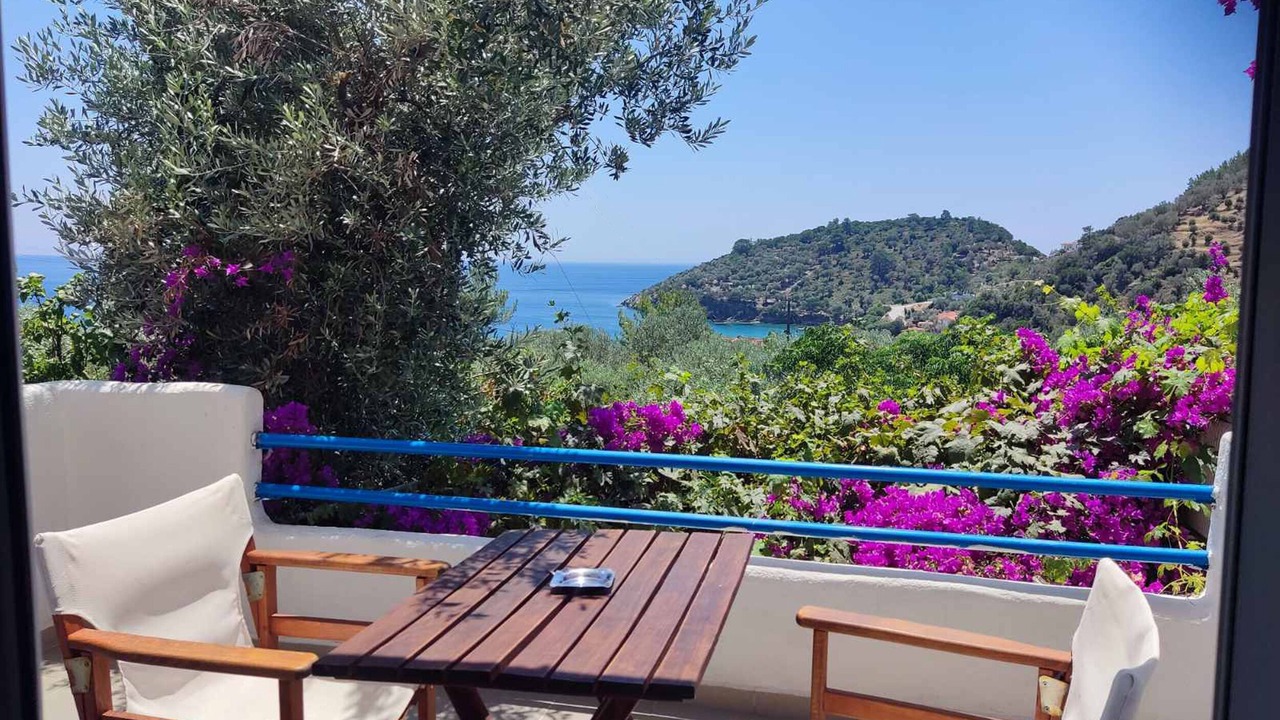 Photo of Bedroom in Limnionas