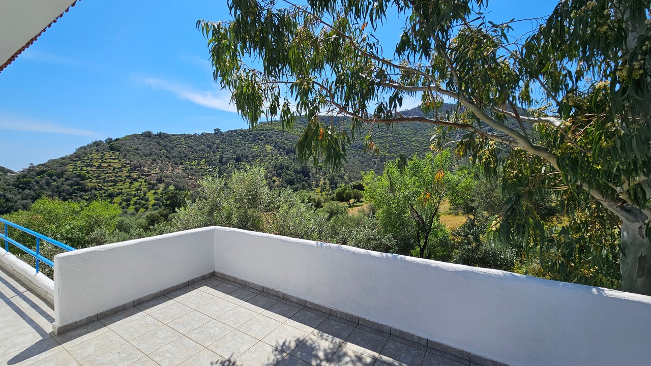 Photo of Others in Limnionas