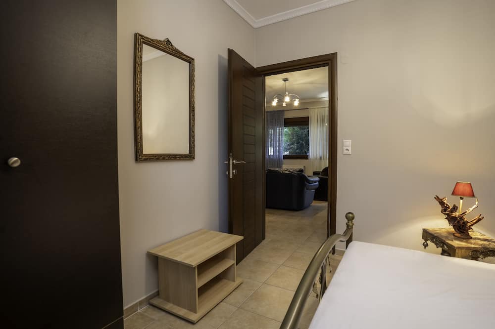 Photo of Bedroom in Dio-Olympos