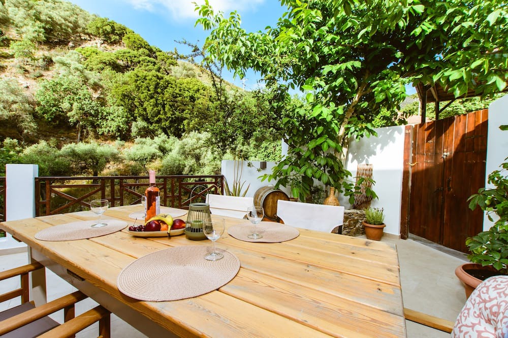 Photo of Outdoor in Perivolia