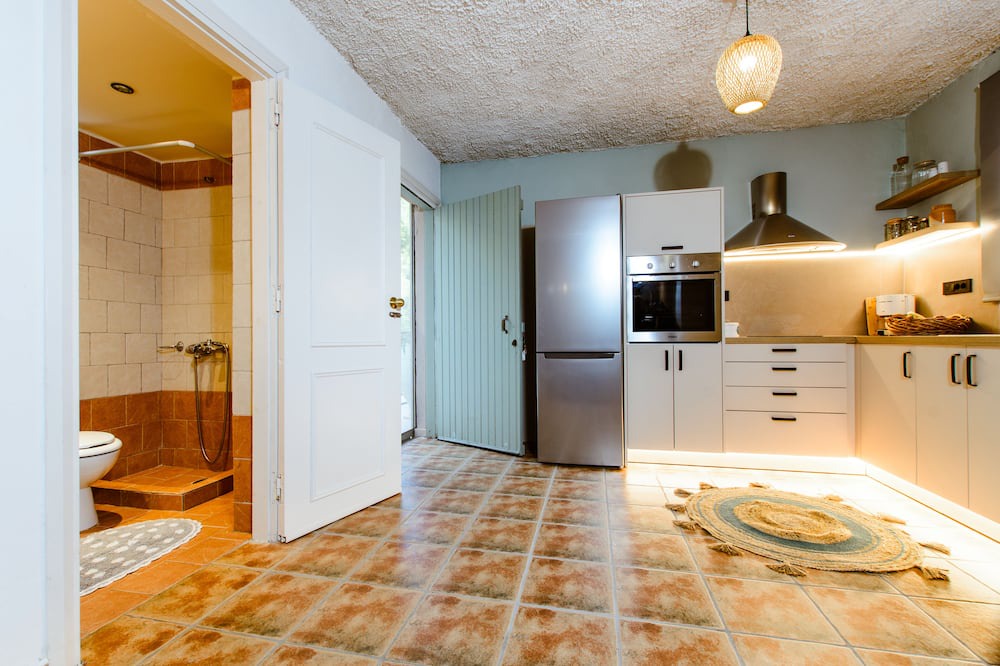 Photo of Bathroom in Perivolia