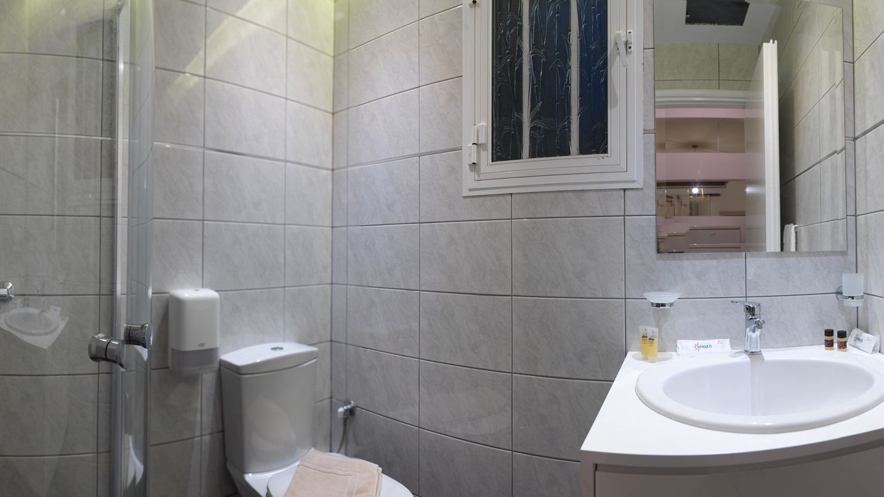 Photo of Bathroom in Agios Emilianos