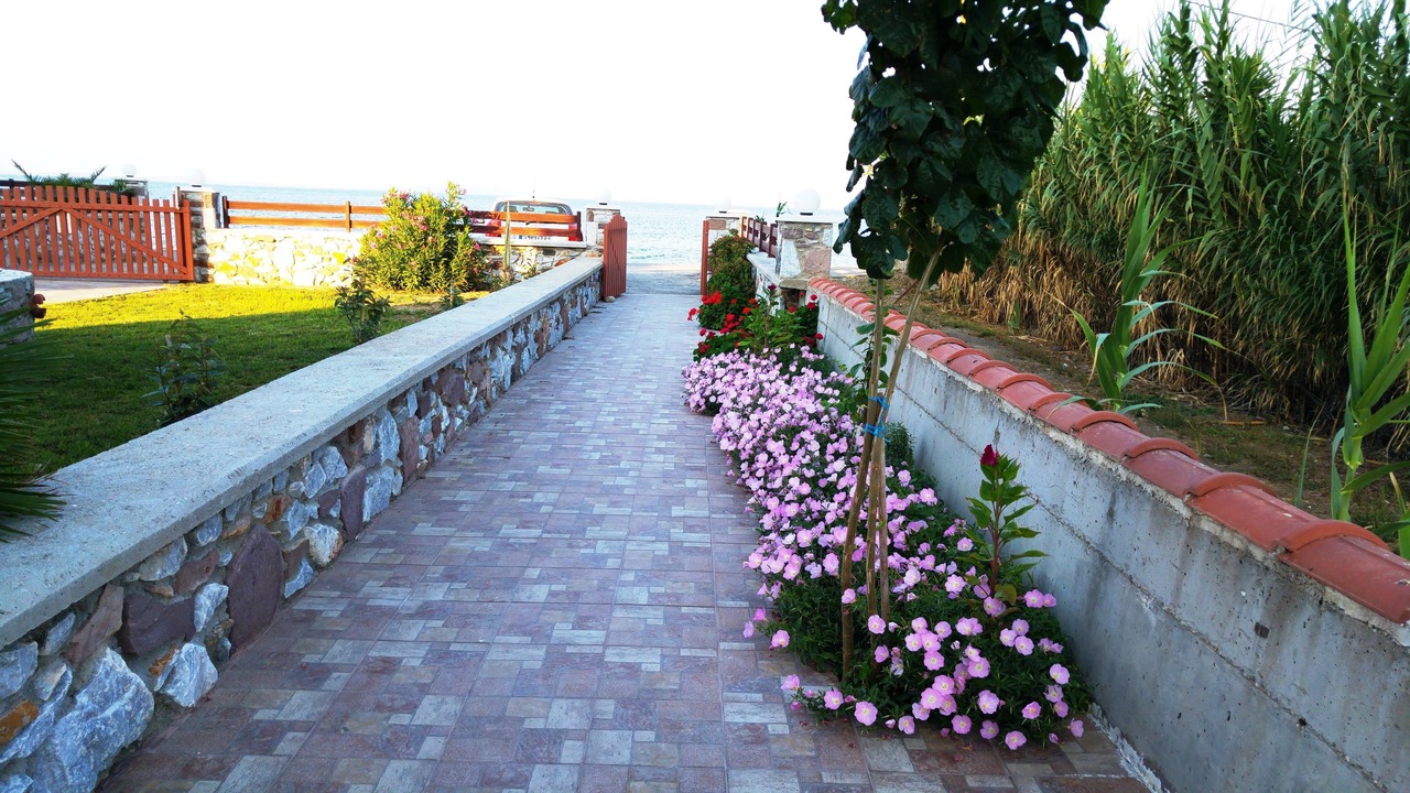 Photo of Patio Balcony in Skala Neon Kidonion