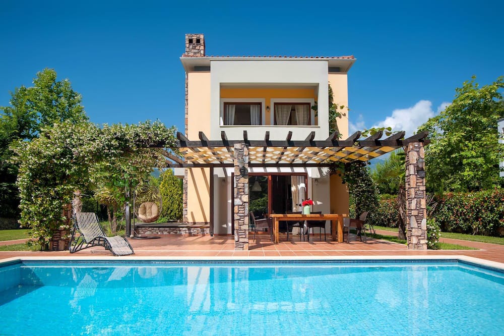 Photo of Patio Balcony in Paralia Pantaleimonos