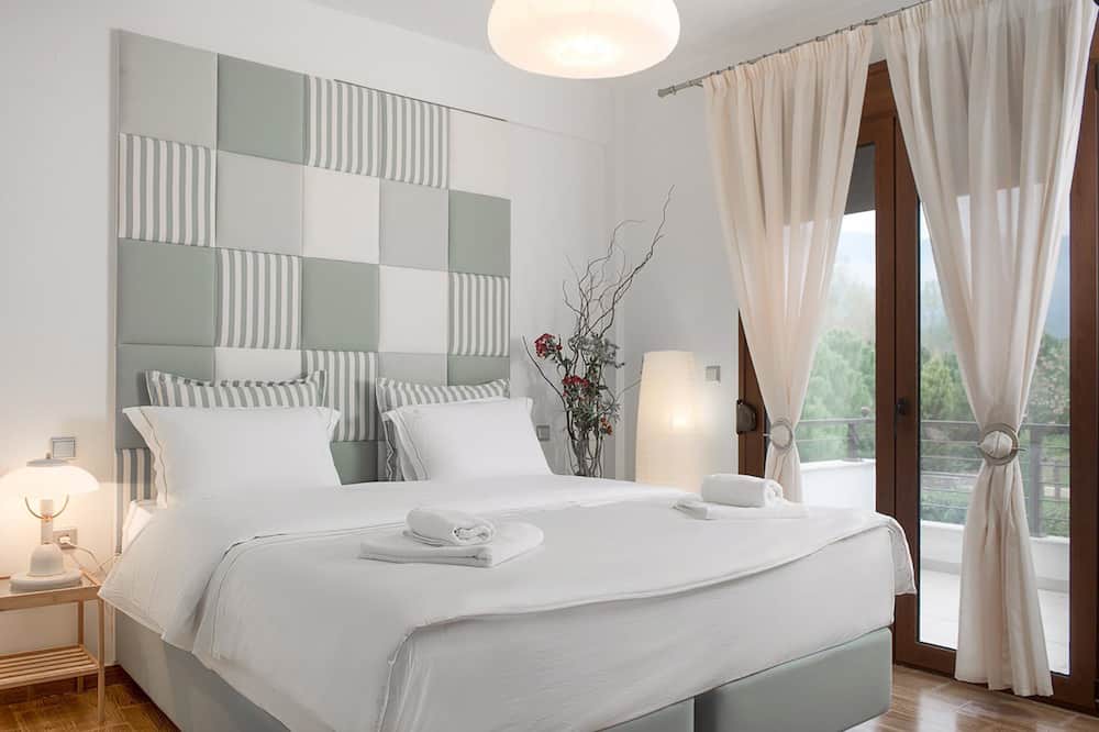 Photo of Bedroom in Paralia Pantaleimonos