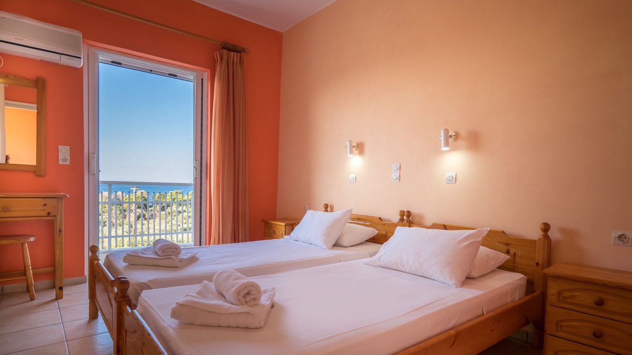Photo of Bedroom in Amoudi