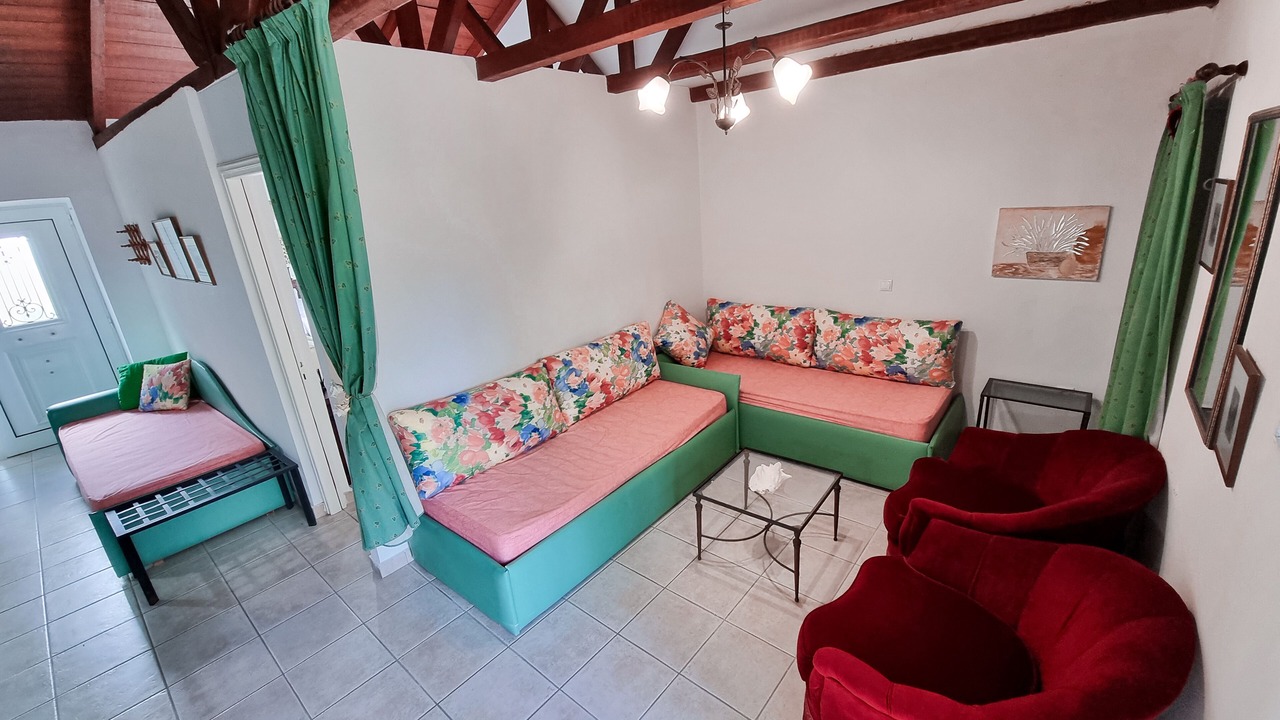 Photo of Patio Balcony in Loukerata