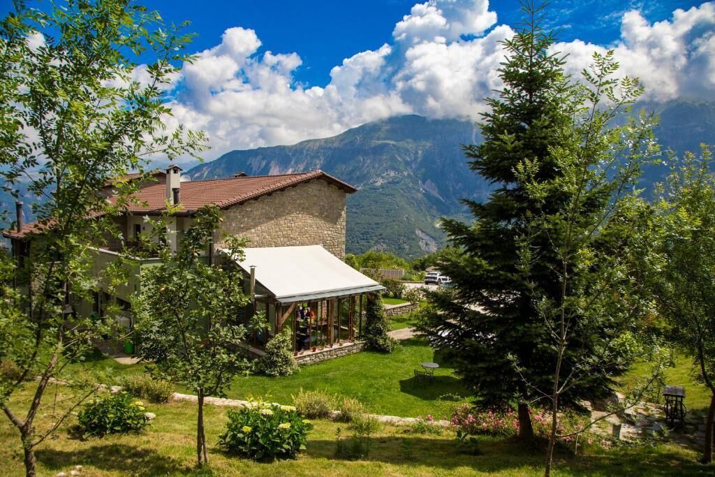 Photo of Outdoor in Tsopela