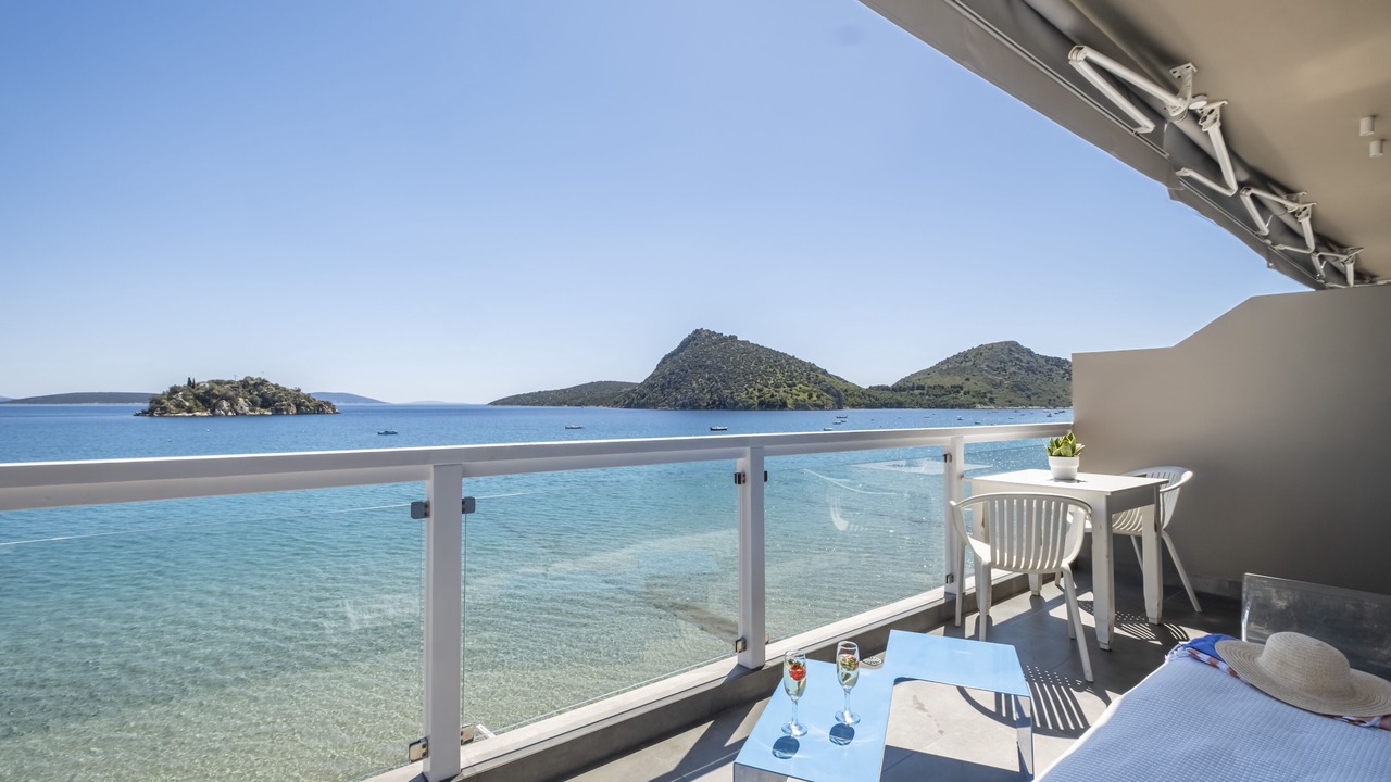 Photo of Patio Balcony in Tolo