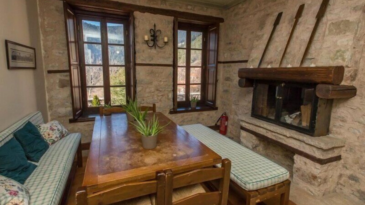 Photo of Livingroom in Karpenisi