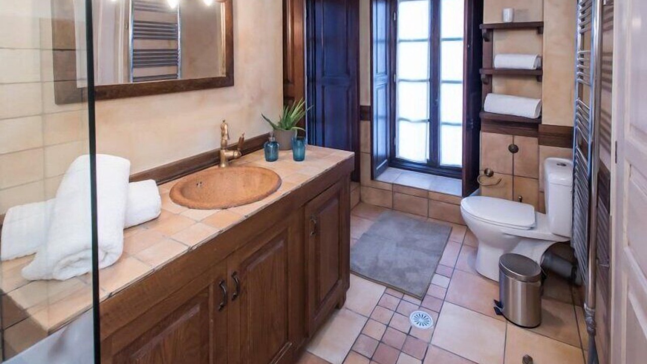 Photo of Bathroom in Karpenisi