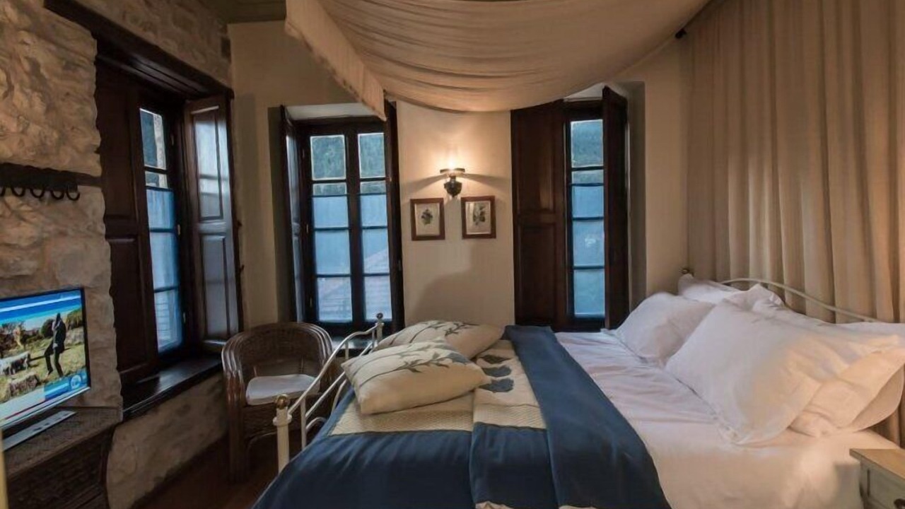 Photo of Bedroom in Karpenisi