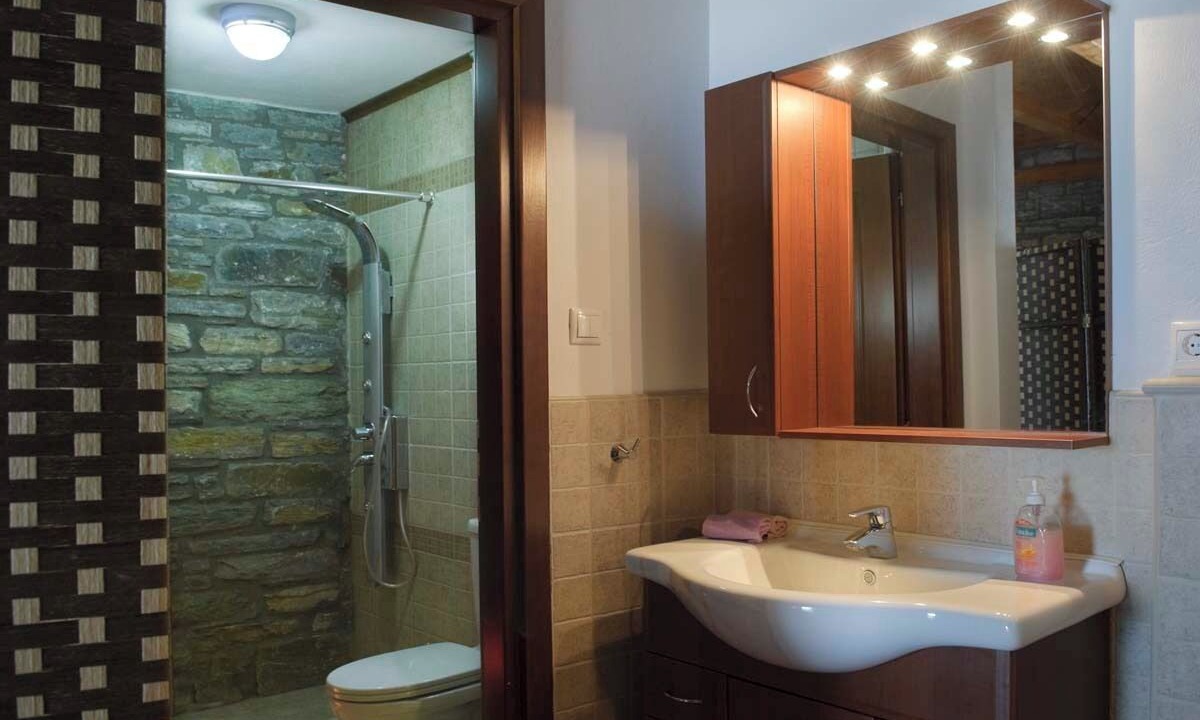 Photo of Bathroom in Agios Vlassios