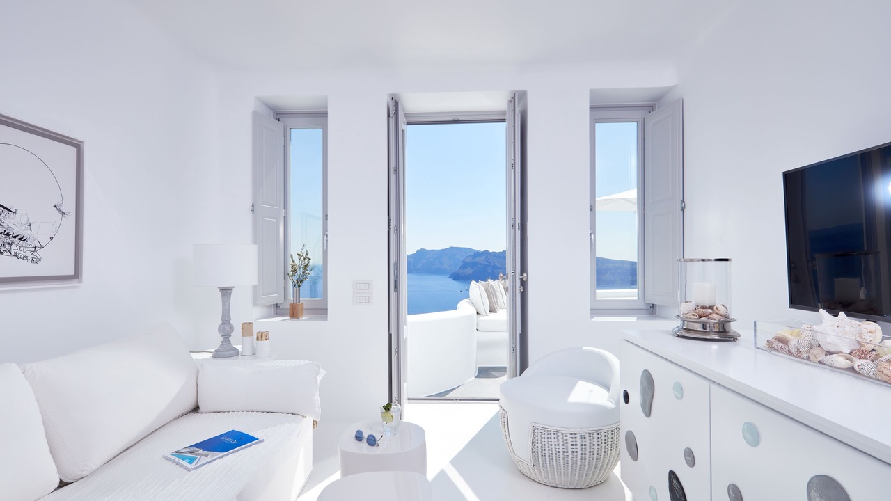 Photo of Bedroom in Oia