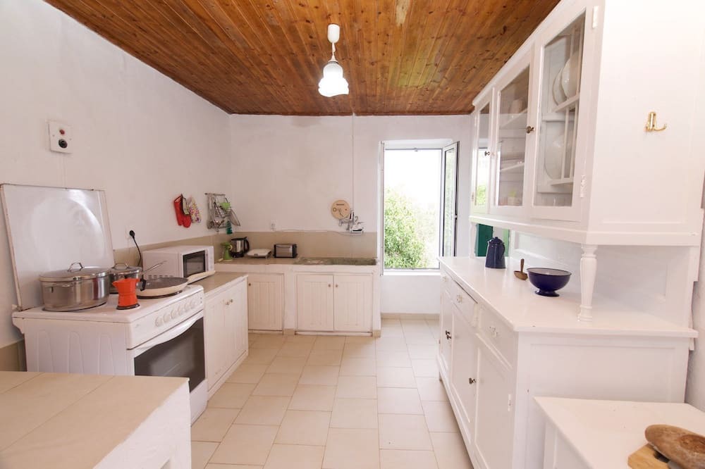 Photo of Kitchen in Mesovounia