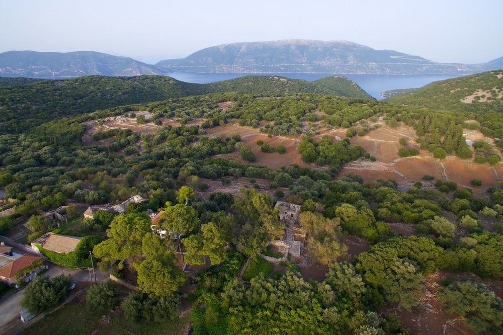 Photo of Outdoor in Mesovounia