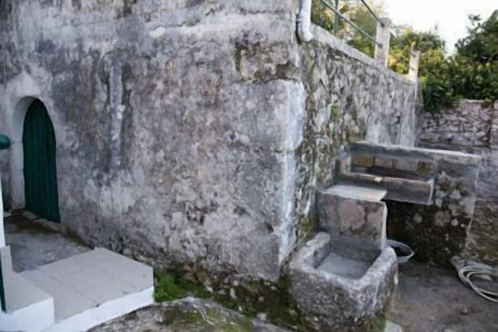Photo of Outdoor in Mesovounia