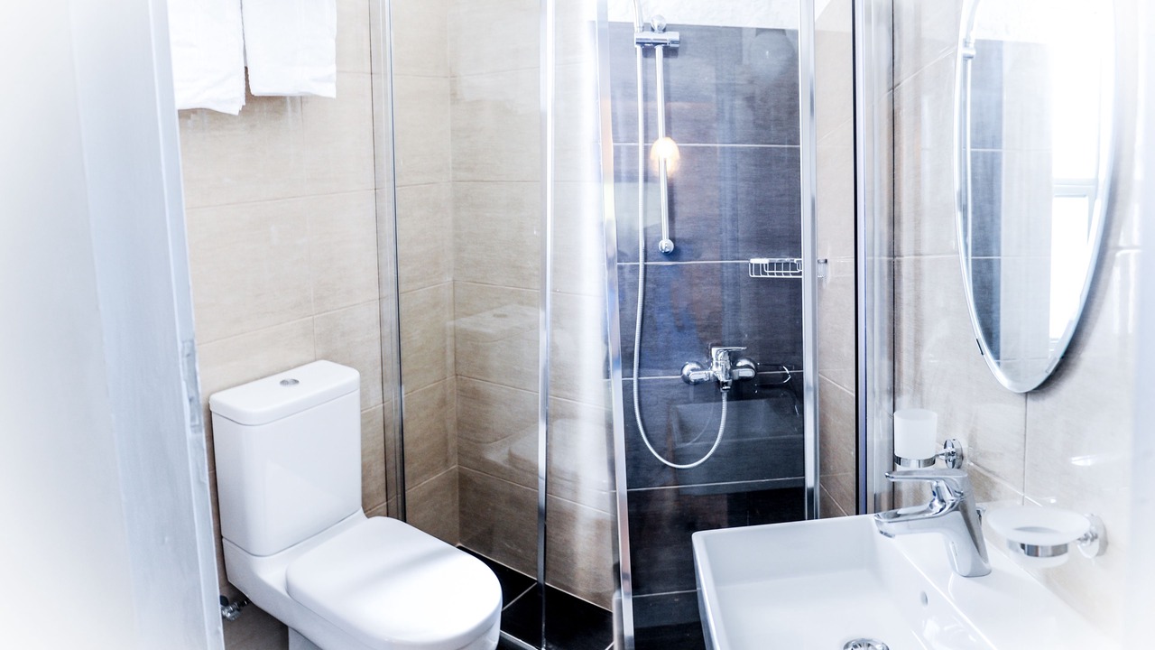 Photo of Bathroom in Petaloudes