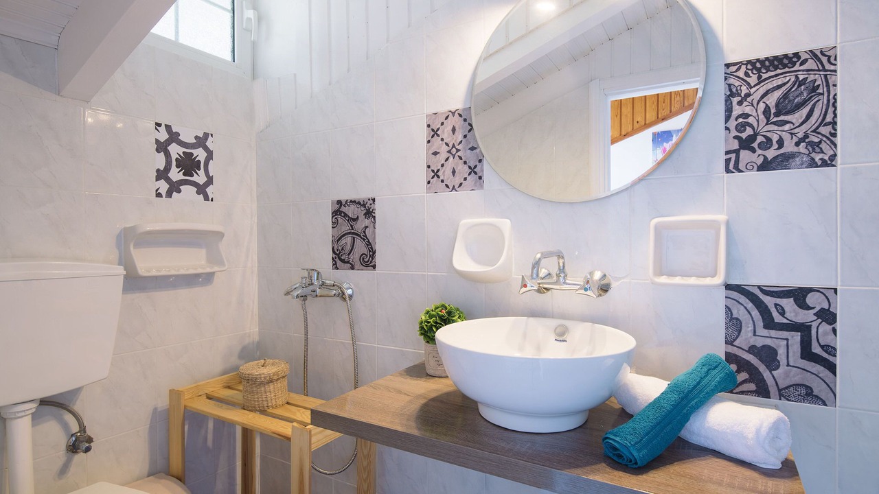Photo of Bathroom in Amoudi