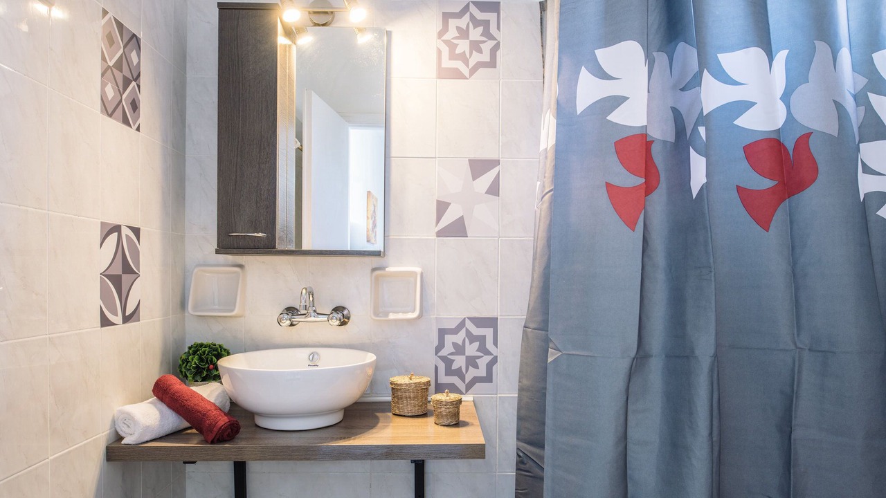 Photo of Bathroom in Amoudi