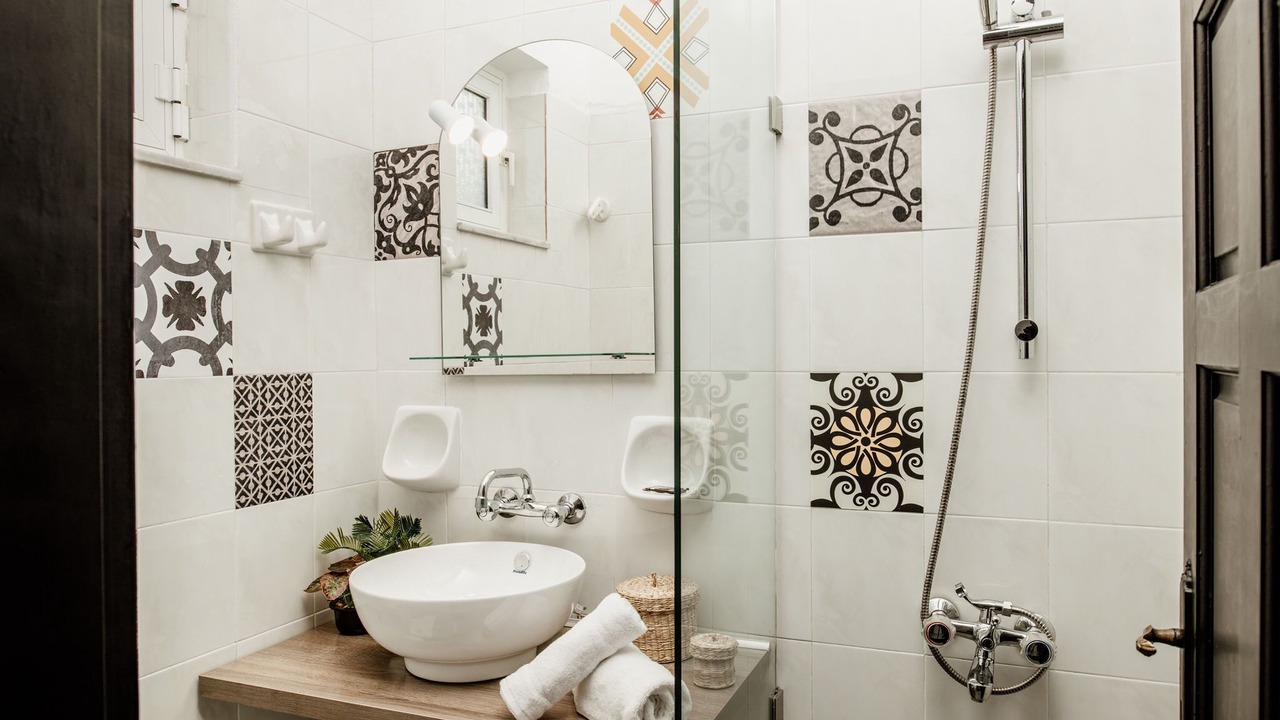 Photo of Bathroom in Amoudi