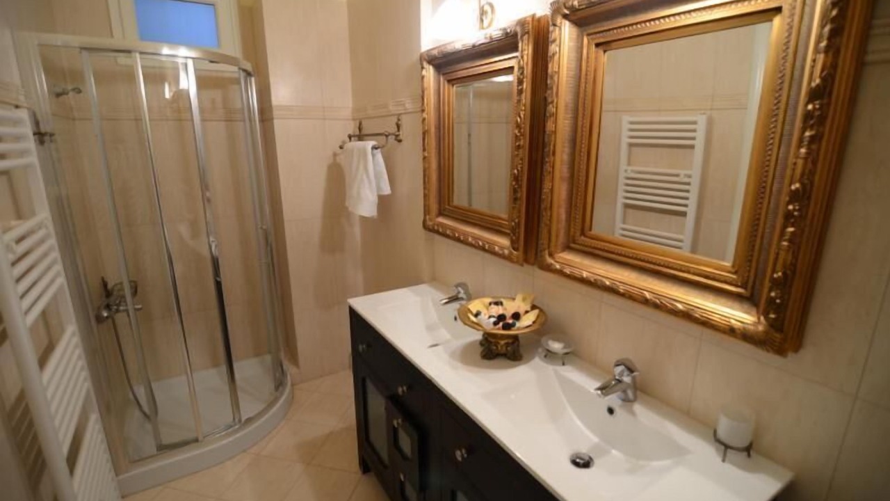 Photo of Bathroom in Vathy