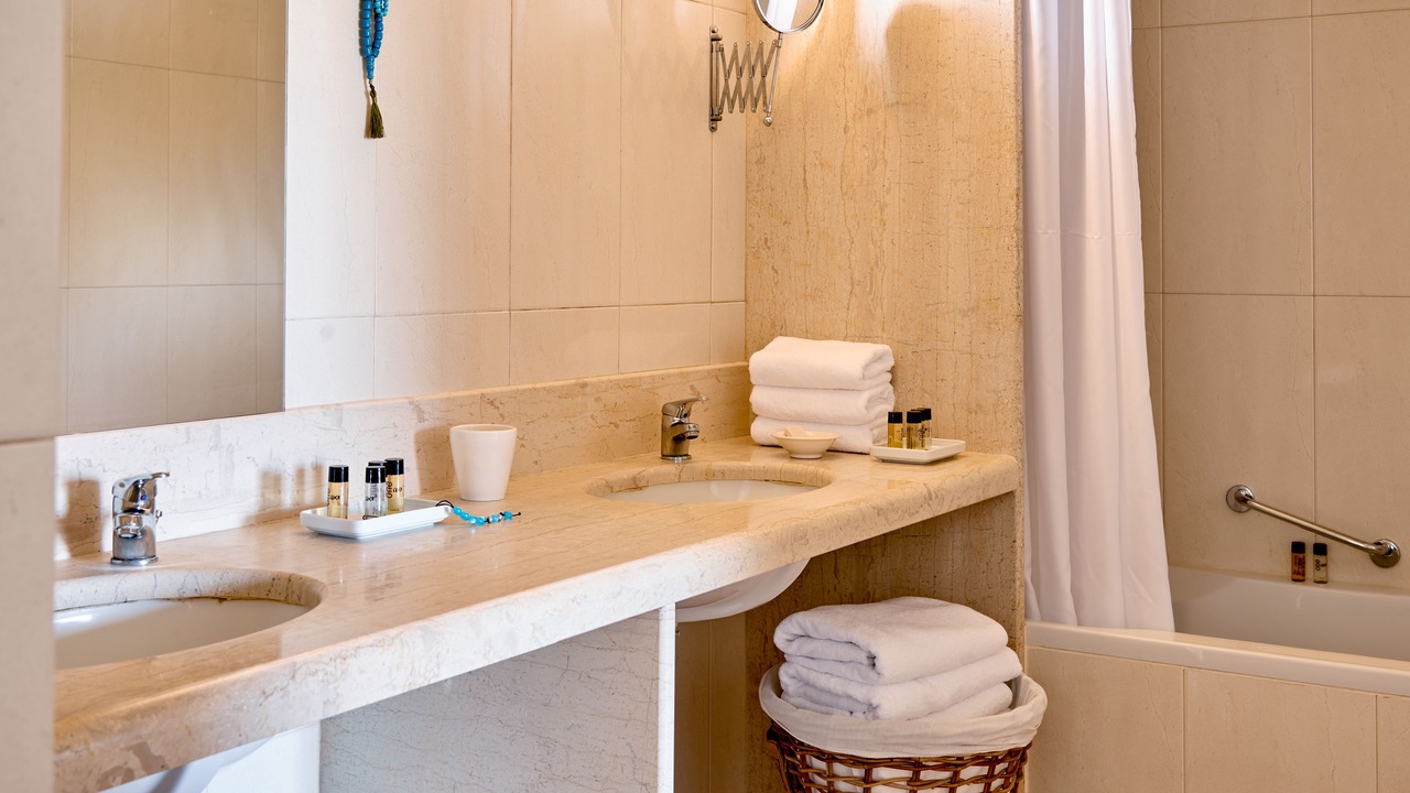 Photo of Bathroom in Skotino