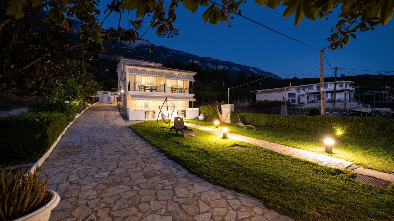 Photo of Outdoor in Lourdata