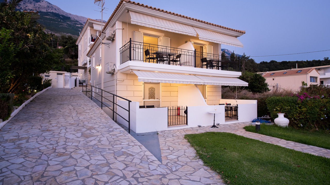 Photo of Outdoor in Lourdata