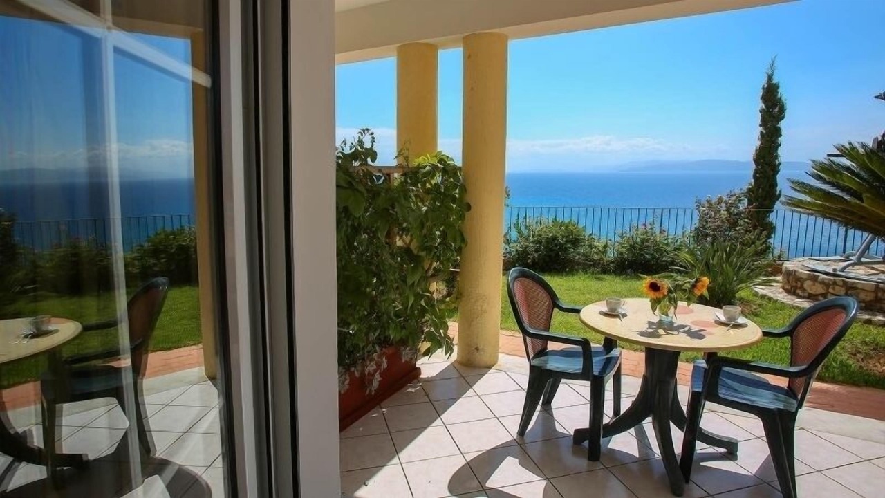 Photo of Patio Balcony in Lourdata