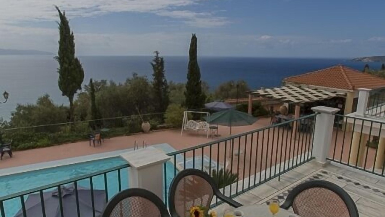 Photo of Patio Balcony in Lourdata