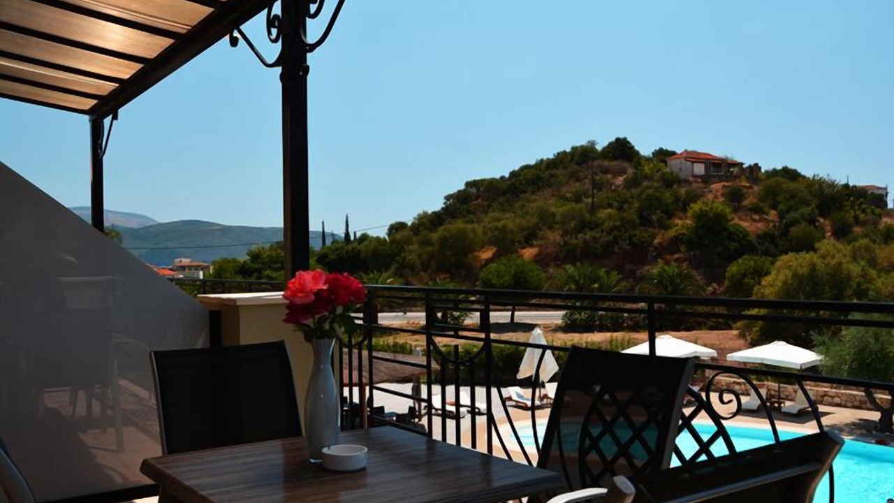 Photo of Patio Balcony in Foinikounta