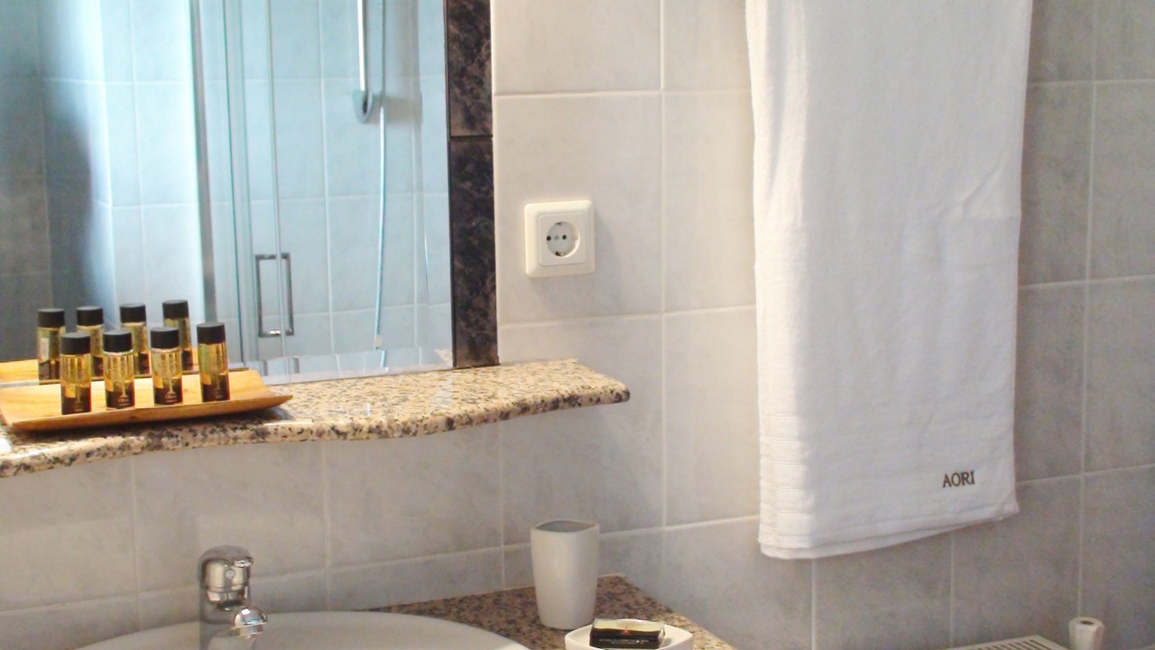 Photo of Bathroom in Kopetoi