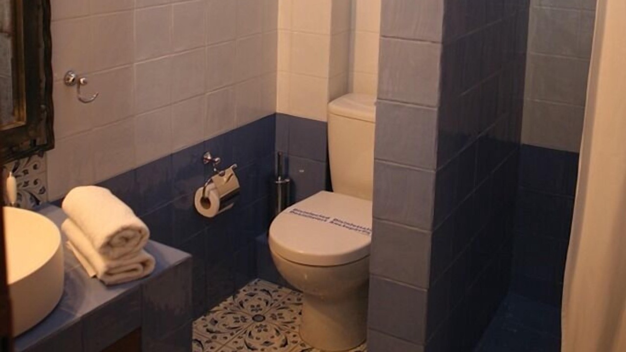Photo of Bathroom in Almopia
