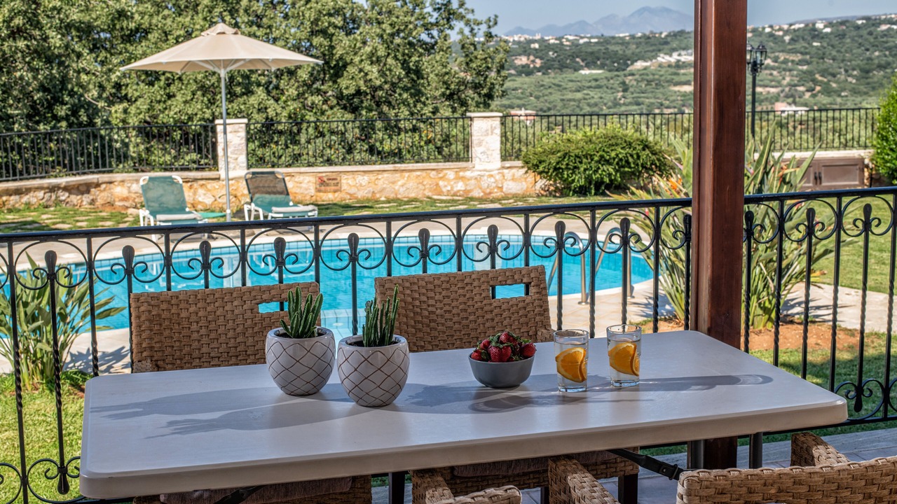 Photo of Outdoor in Gerani