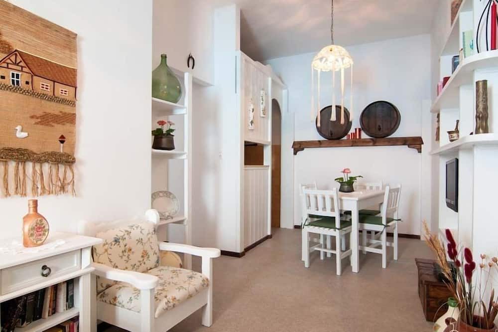 Photo of Livingroom in Frourion