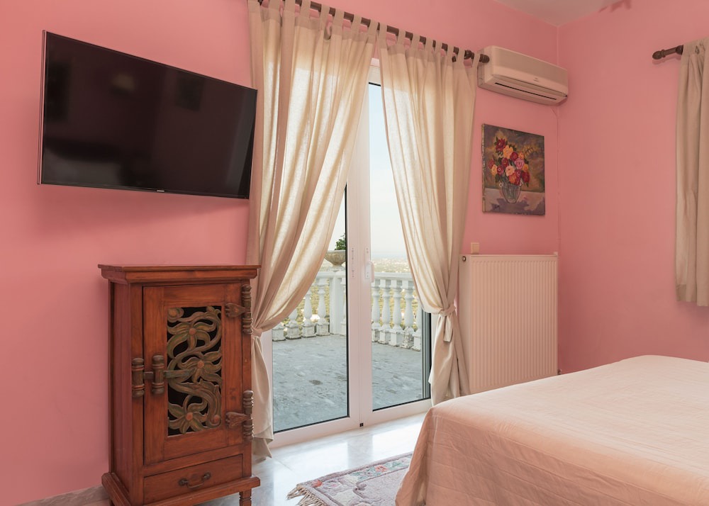Photo of Bedroom in Mouzaki