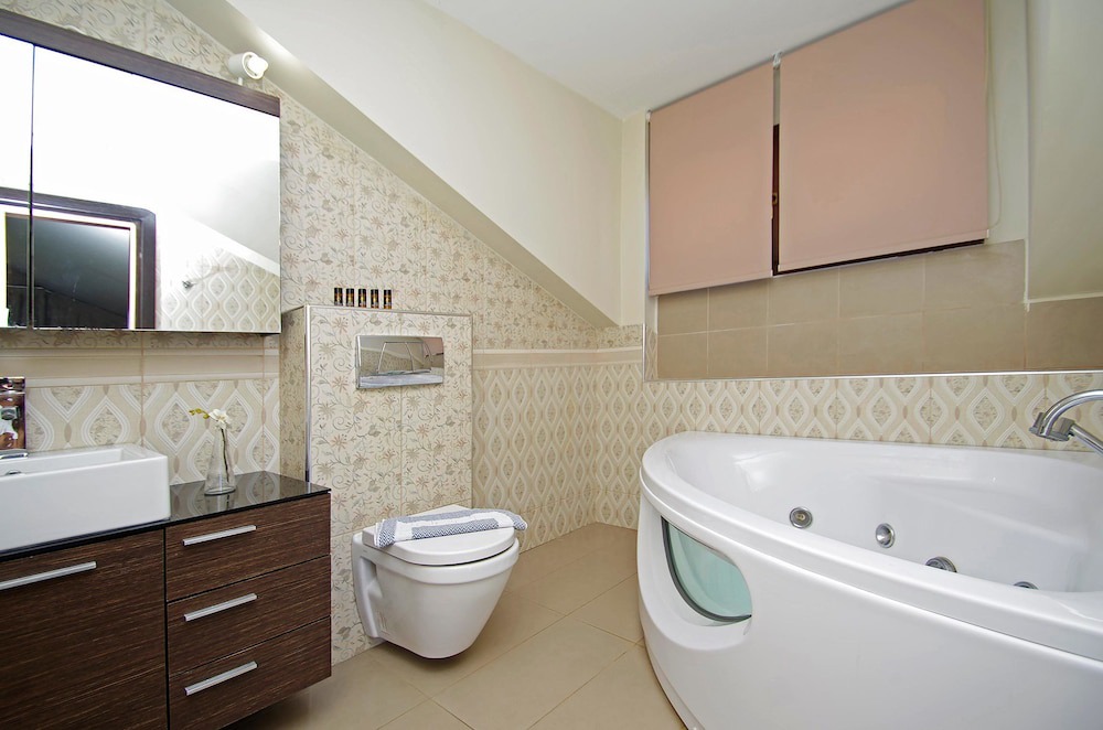 Photo of Bathroom in Katerini